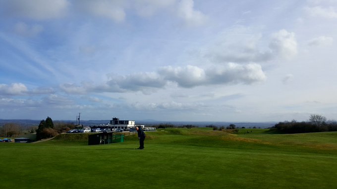 Llany5 (hole 4)