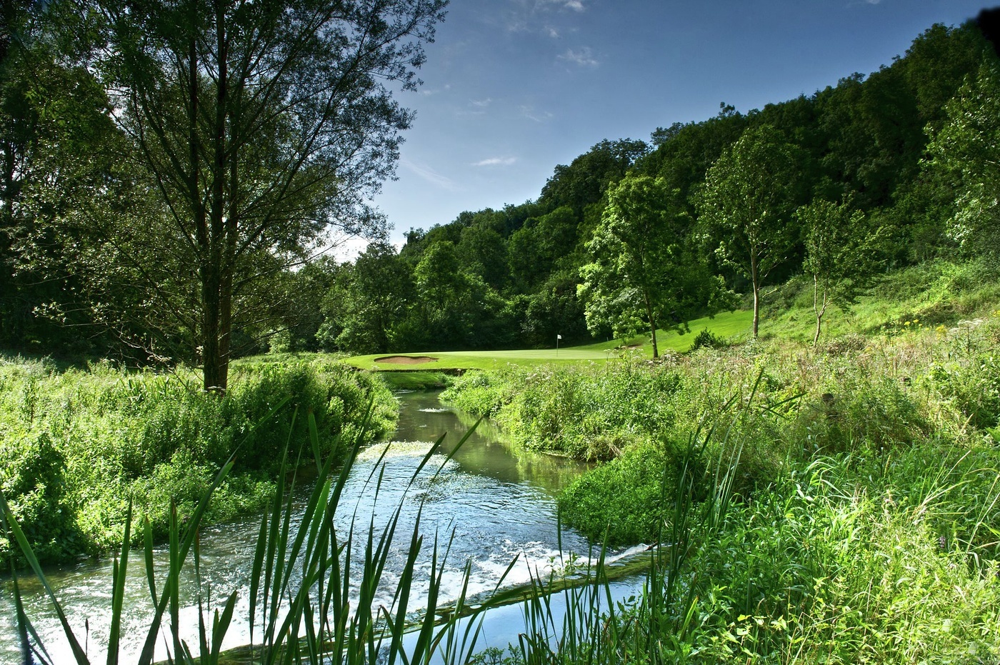 2nd hole with waterall